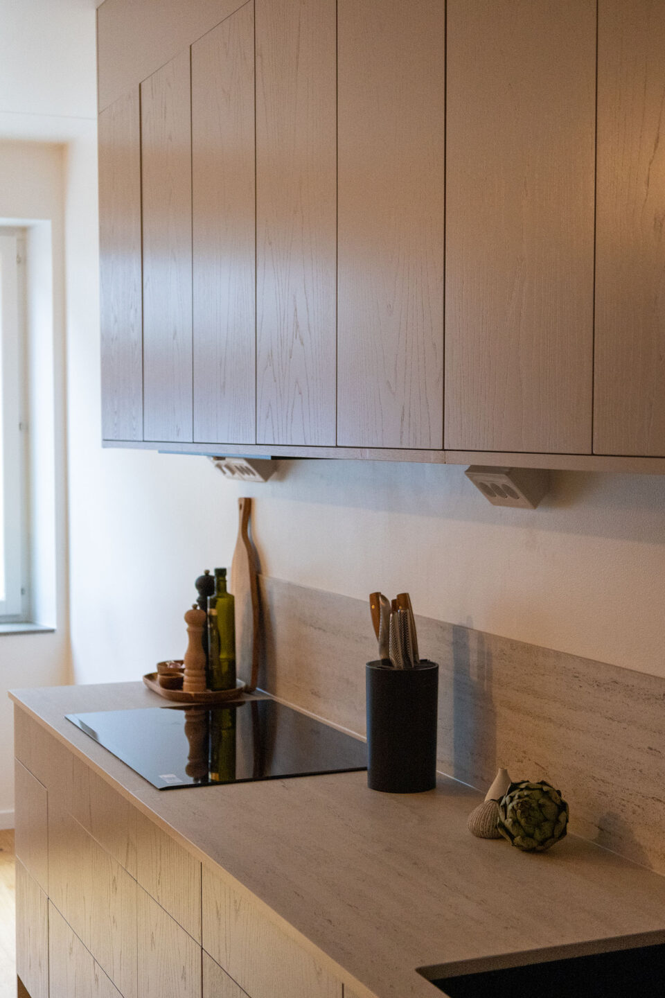 Köksrenovering hemma i Norra Djurgårdsstaden bänkskiva och inredning